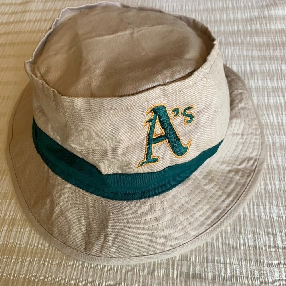 Oakland Athletics Wells Fargo Bucket Hat Tan Green MLB Baseball Sun Cap